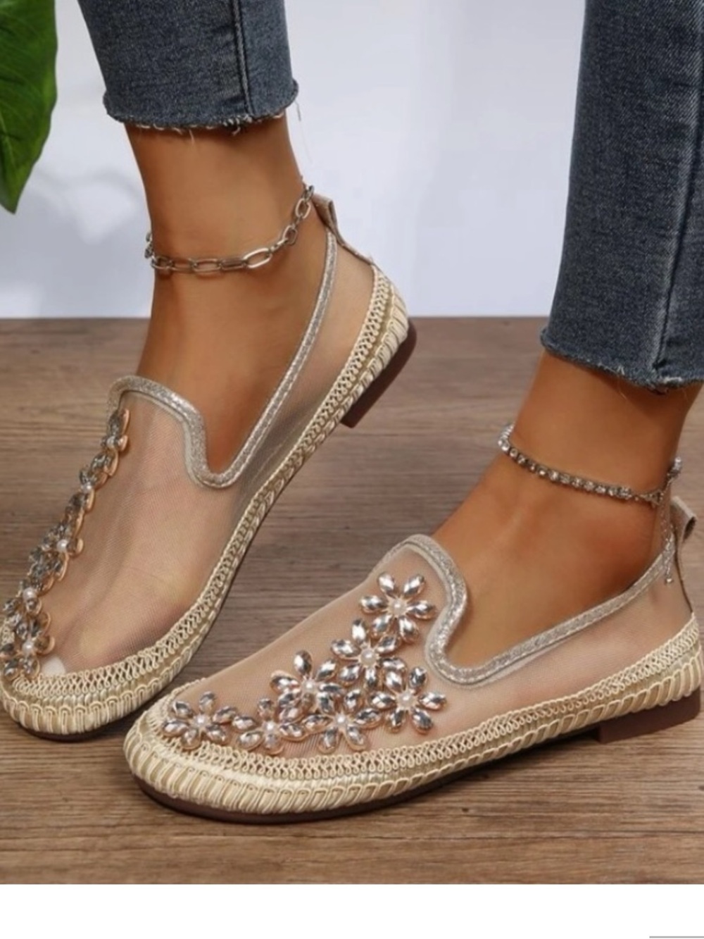 New- Embellished Cream Women's Slip-On Flats